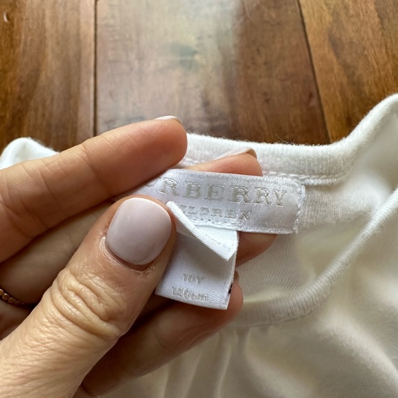 Burberry Girls Novacheck Cuff White Long Sleeve Tee T-Shirt Top Sz 10 - Picture 8 of 9